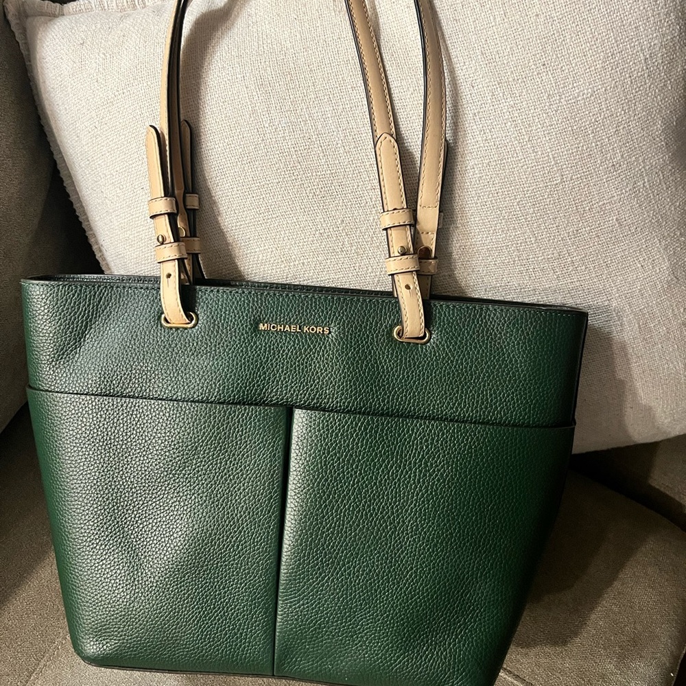 Michael Kors Tote Bag! Great condition